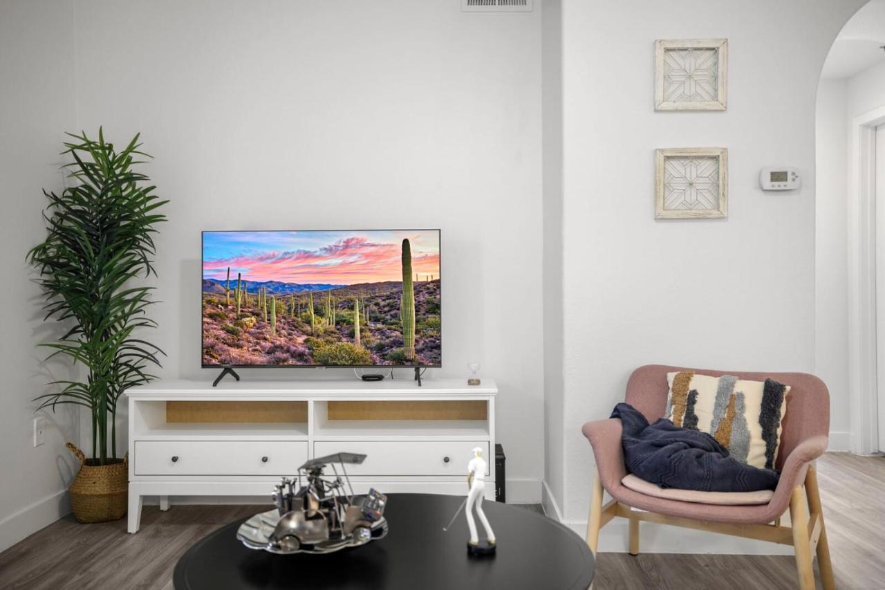 Cozysuites Modern Urban In Historic Glendale Exterior photo