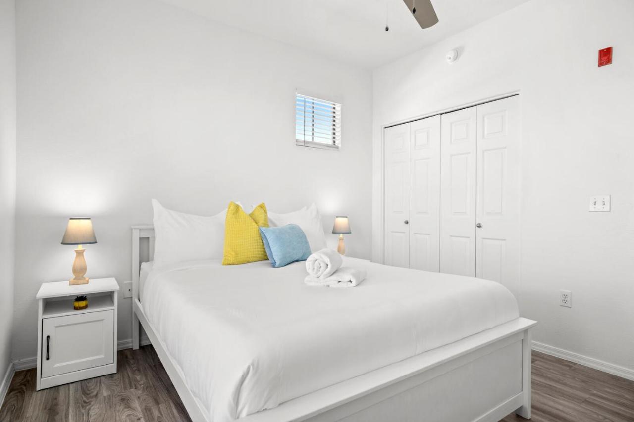 Cozysuites Modern Urban In Historic Glendale Exterior photo